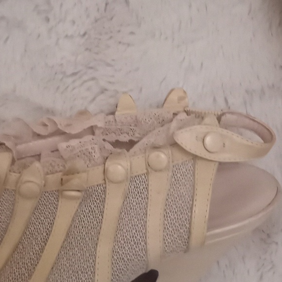 Nina Ricci Rare Italian Leather and Mesh w Ruffled Lace Victorian Button… - Picture 11 of 13